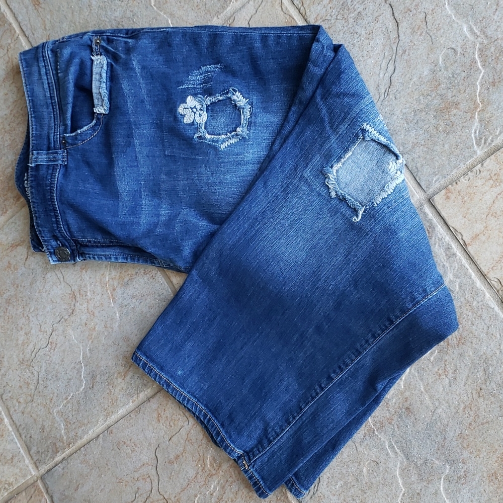 Avenue Distressed Patched Crop Jeans